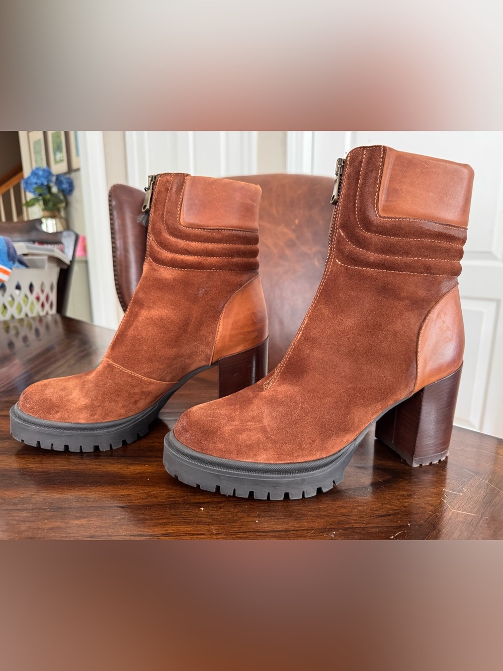 Women's Emanuele Crasto Italian Brown Suede Block Heel Ankle Boots